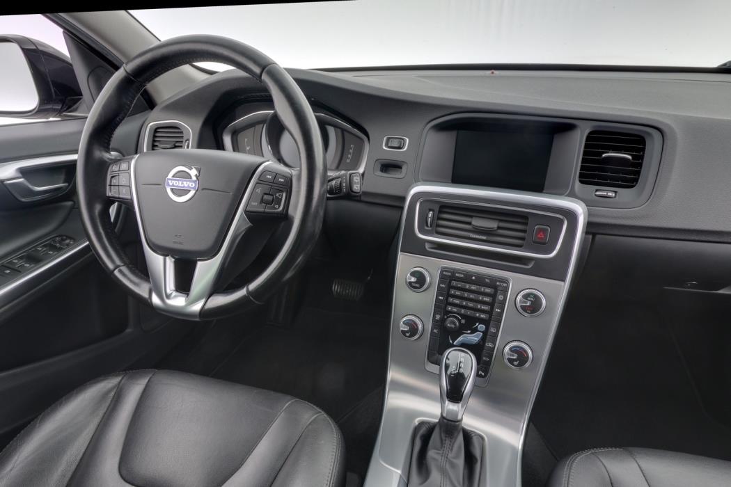 VOLVO V60 Cross Country 2017
