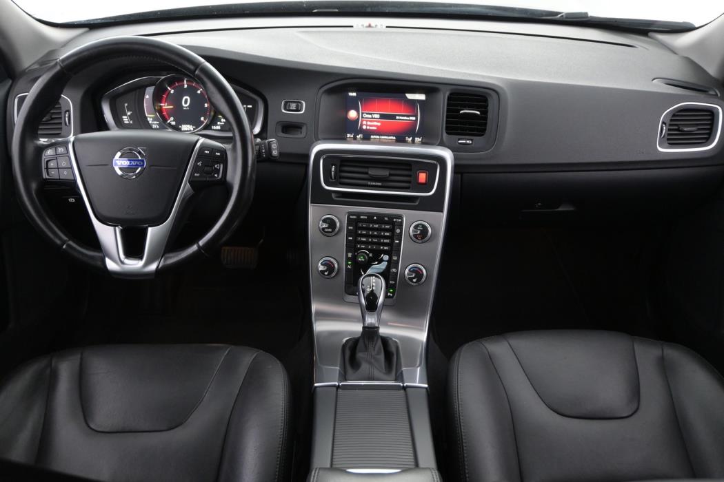 VOLVO V60 Cross Country 2017