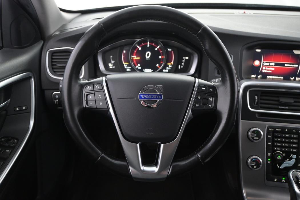 VOLVO V60 Cross Country 2017