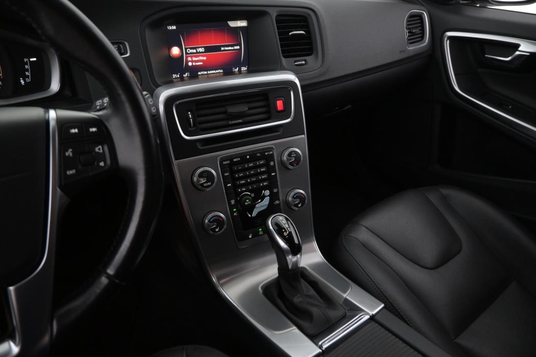 VOLVO V60 Cross Country 2017