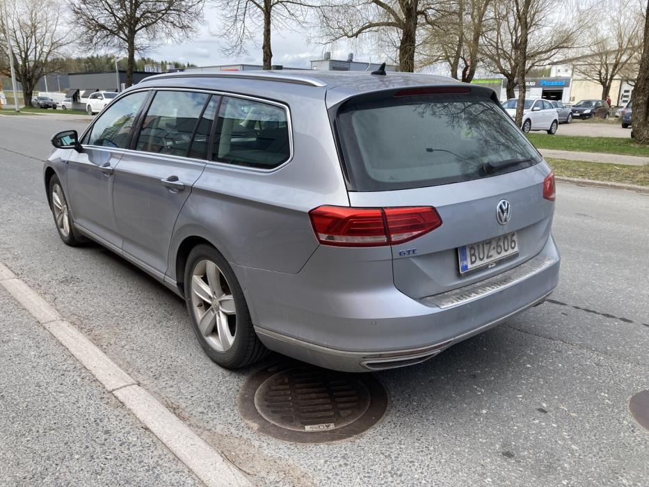 VOLKSWAGEN Passat 2018