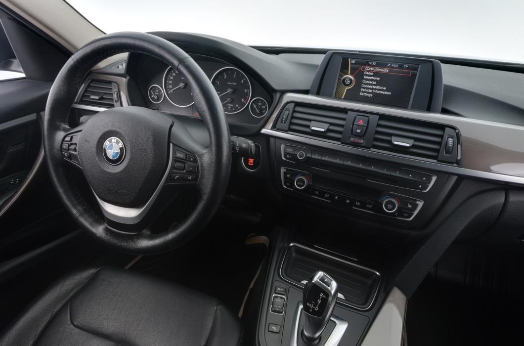BMW 320 2013
