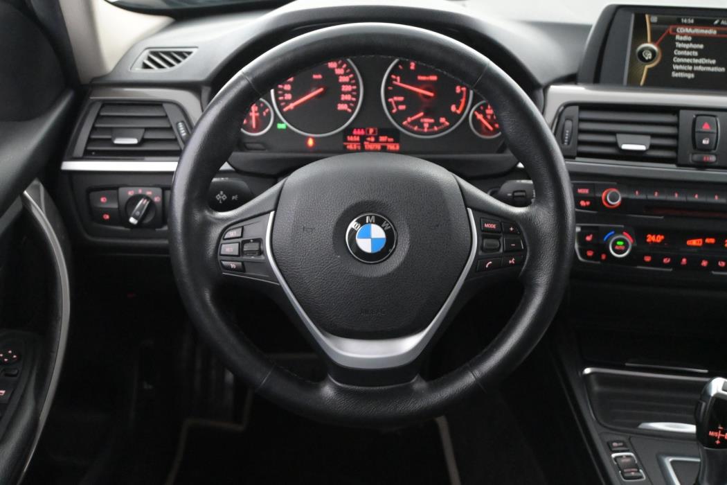 BMW 320 2013