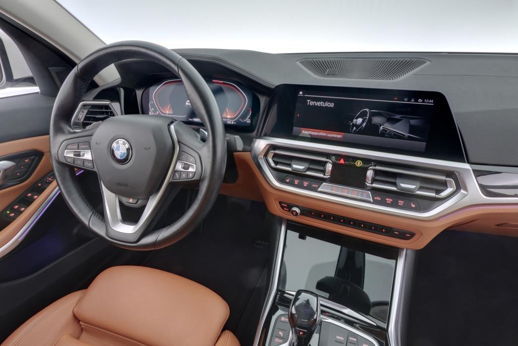 BMW 320 2019