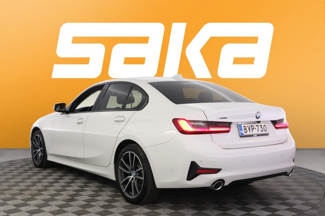 BMW 320 2019