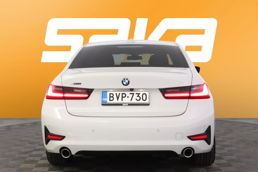 BMW 320 2019