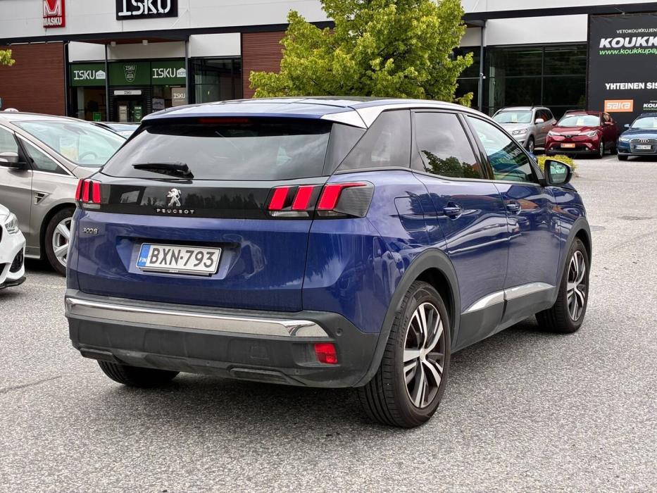 PEUGEOT 3008 2019