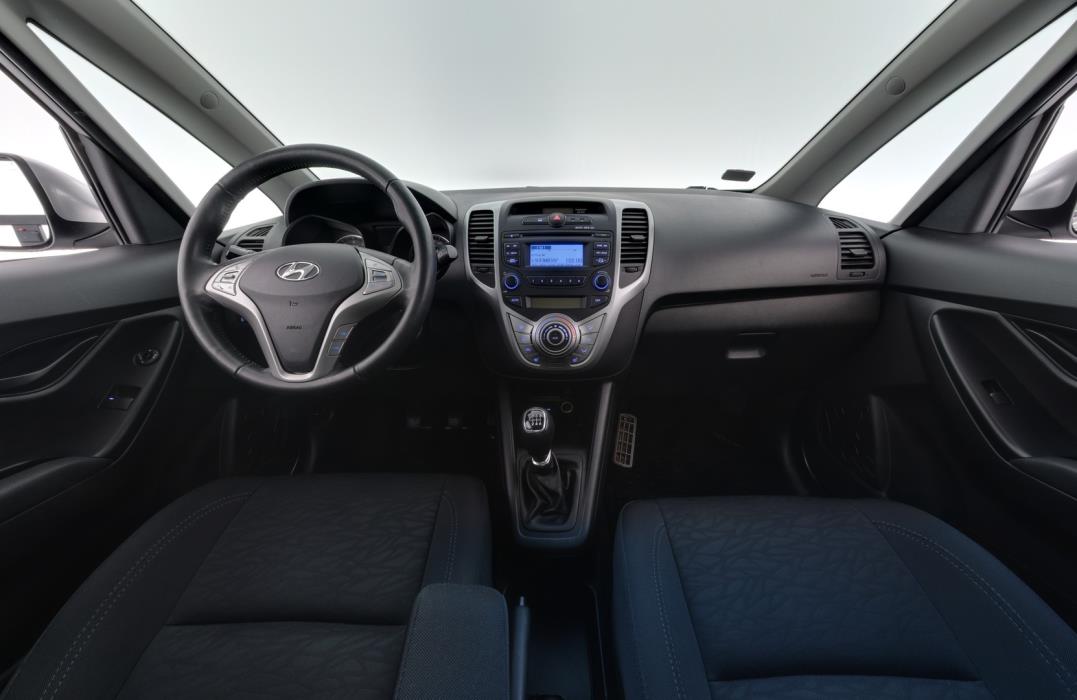 HYUNDAI ix20 2012