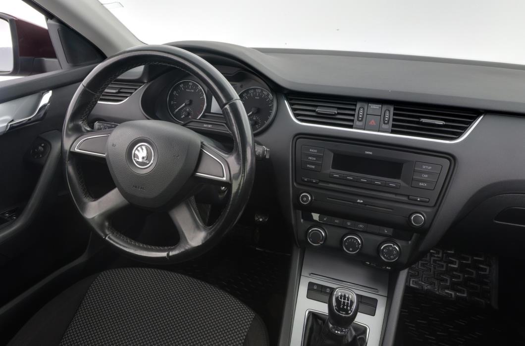 SKODA Octavia 2014