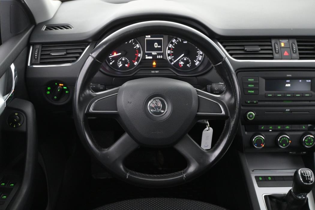 SKODA Octavia 2014