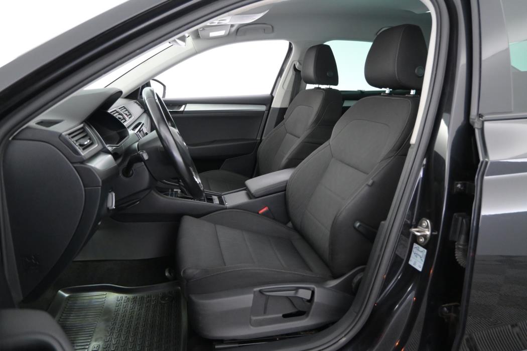 SKODA Superb 2015