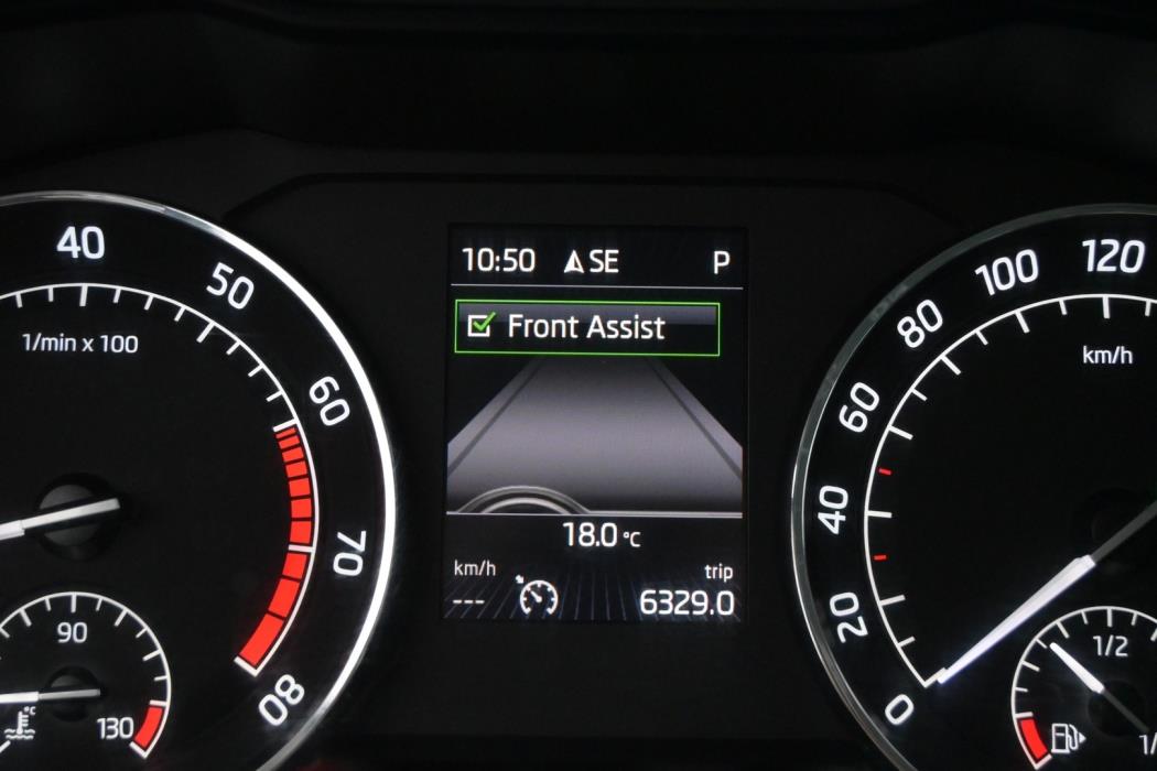 SKODA Superb 2015