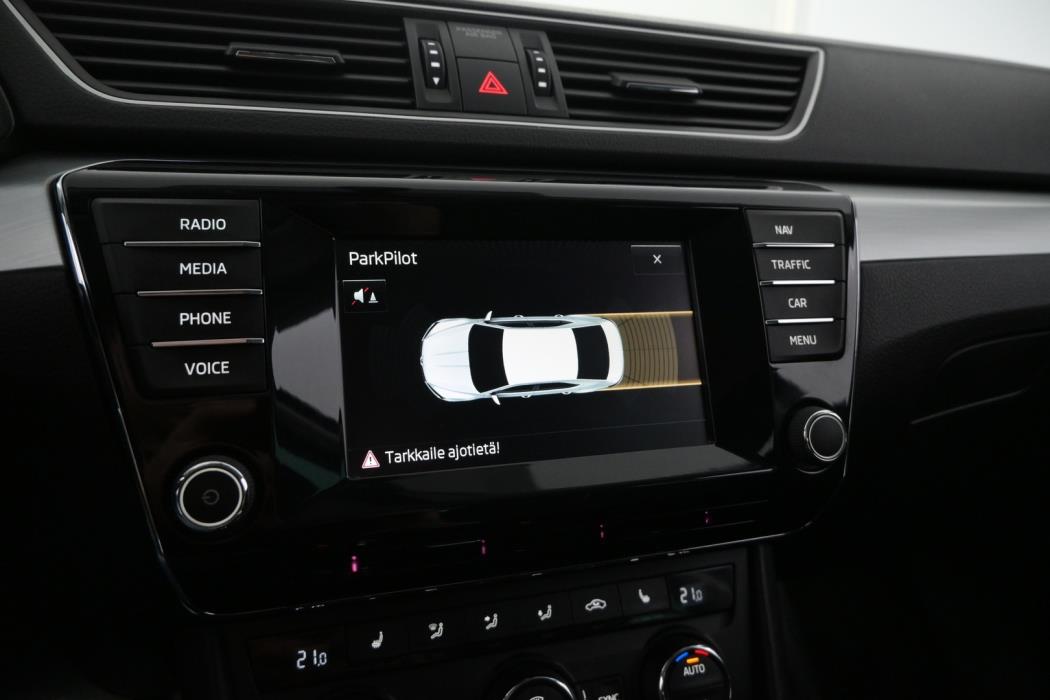 SKODA Superb 2015