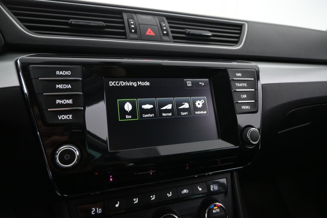 SKODA Superb 2015