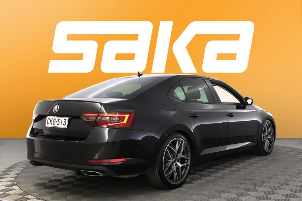 SKODA Superb 2015