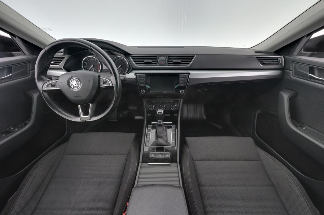 SKODA Superb 2015