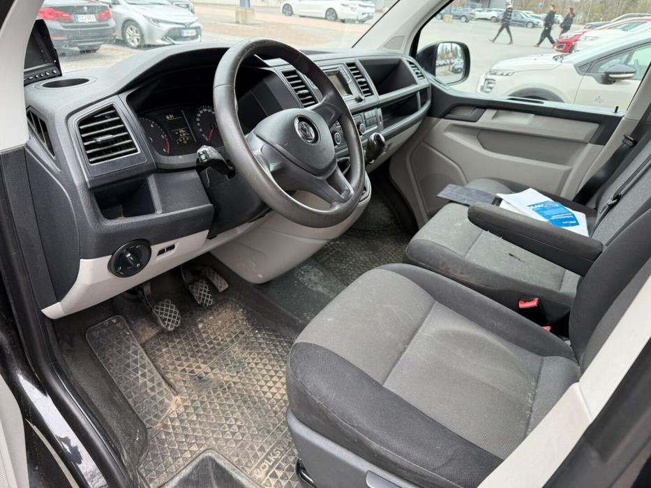 VOLKSWAGEN Transporter 2017