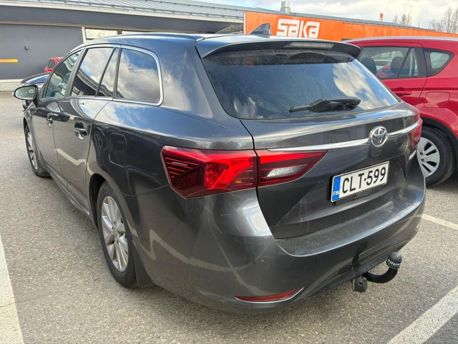 TOYOTA Avensis 2018