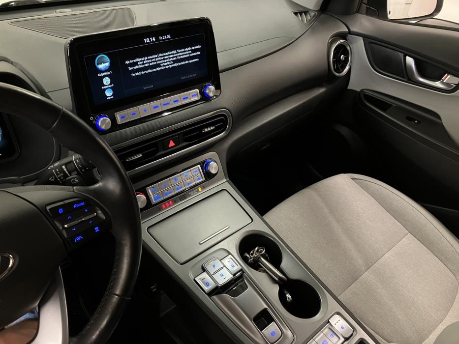 HYUNDAI KONA 2022