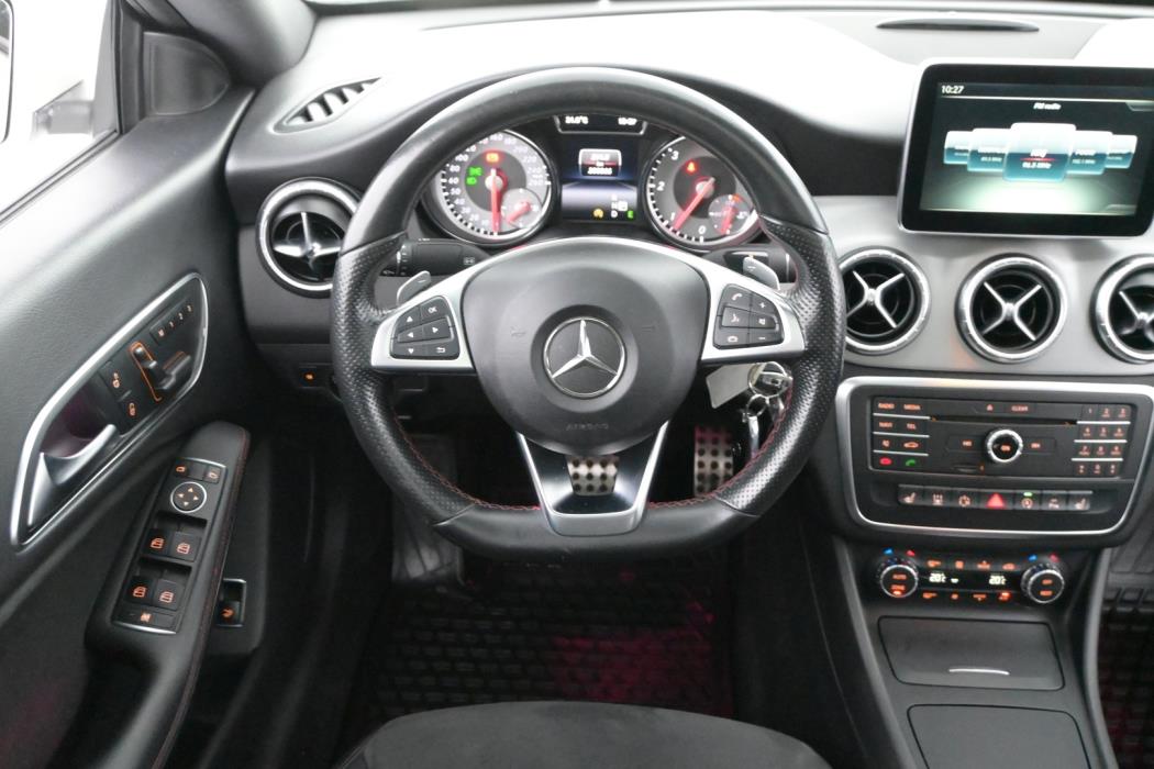 MERCEDES-BENZ CLA 2015