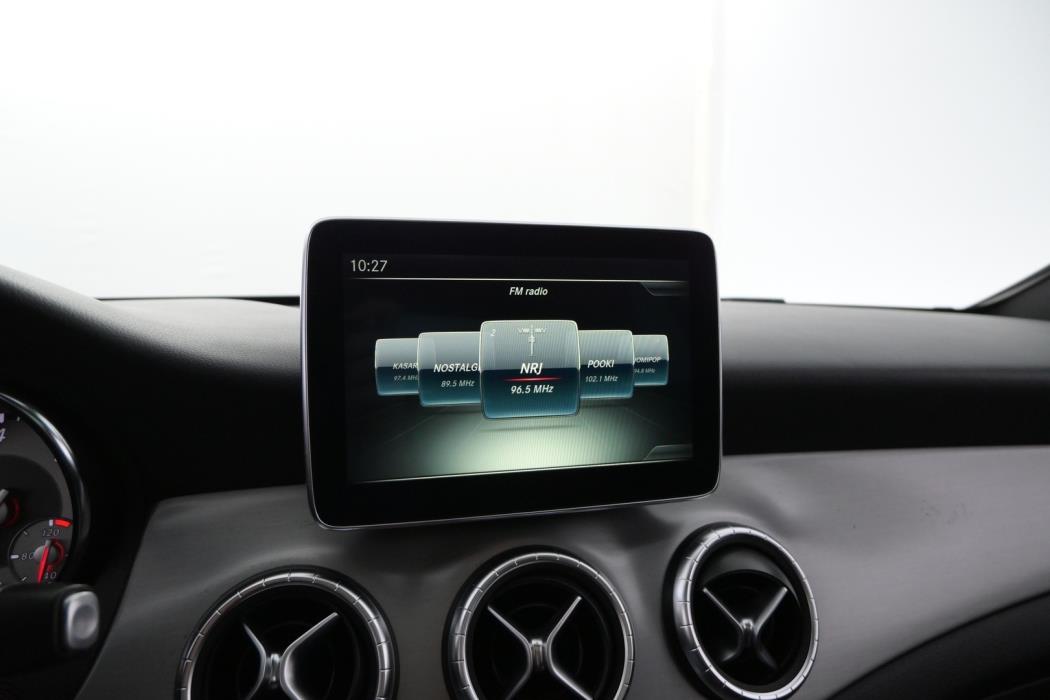 MERCEDES-BENZ CLA 2015