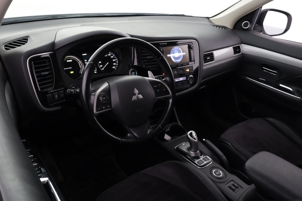 MITSUBISHI Outlander 2014