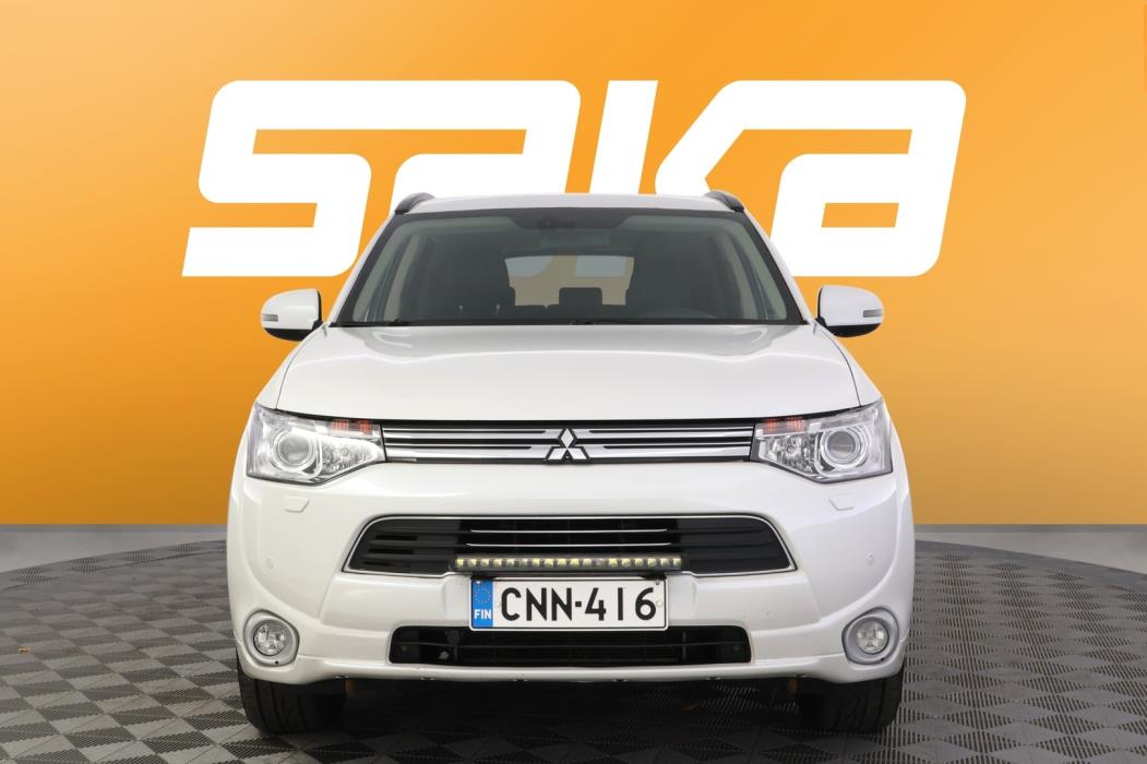 MITSUBISHI Outlander 2014