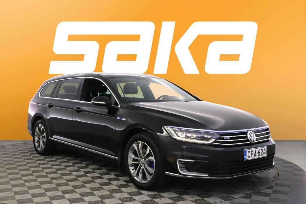 VOLKSWAGEN Passat 2018
