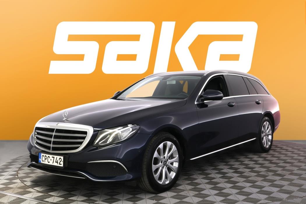 MERCEDES-BENZ E 2018