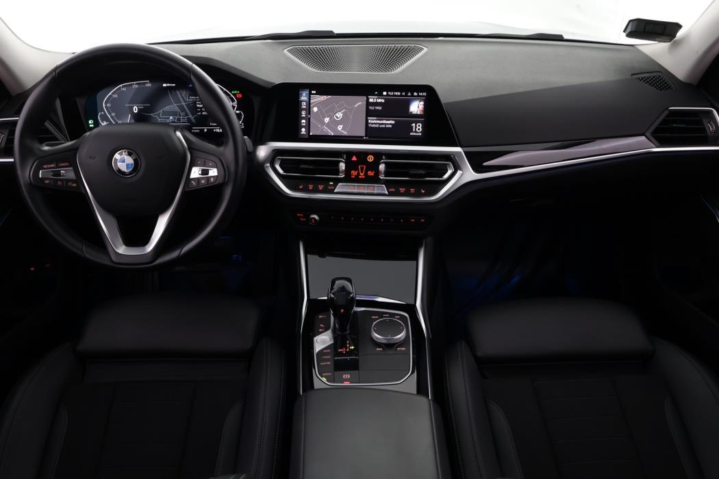 BMW 320 2021