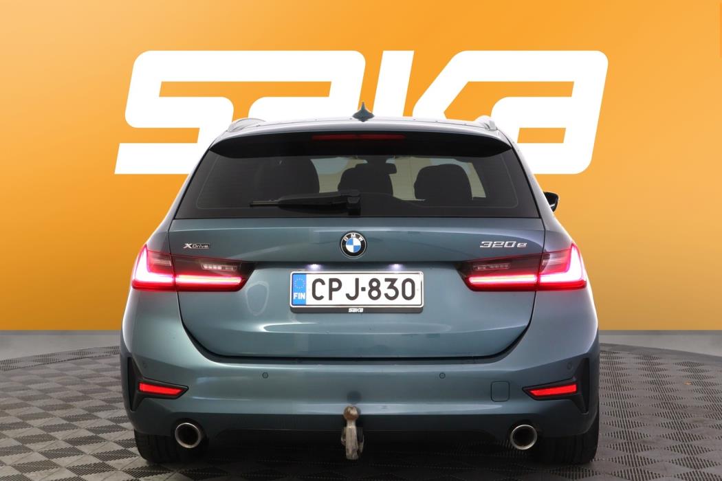 BMW 320 2021