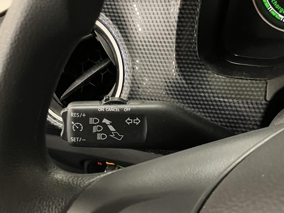 VOLKSWAGEN up! 2022