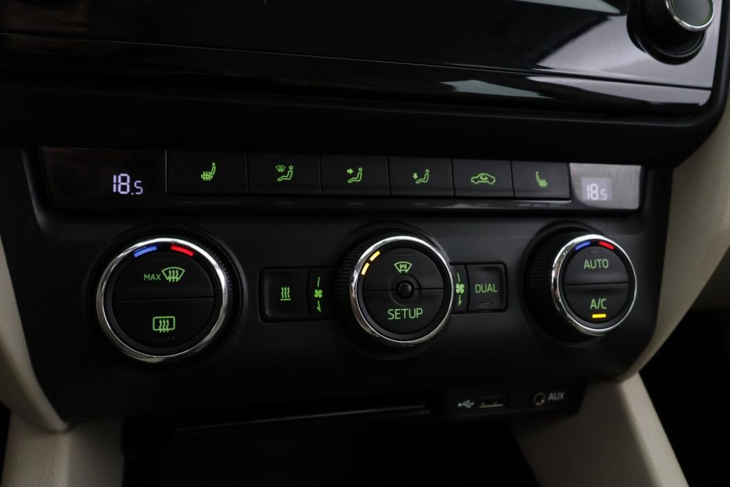SKODA Octavia 2015