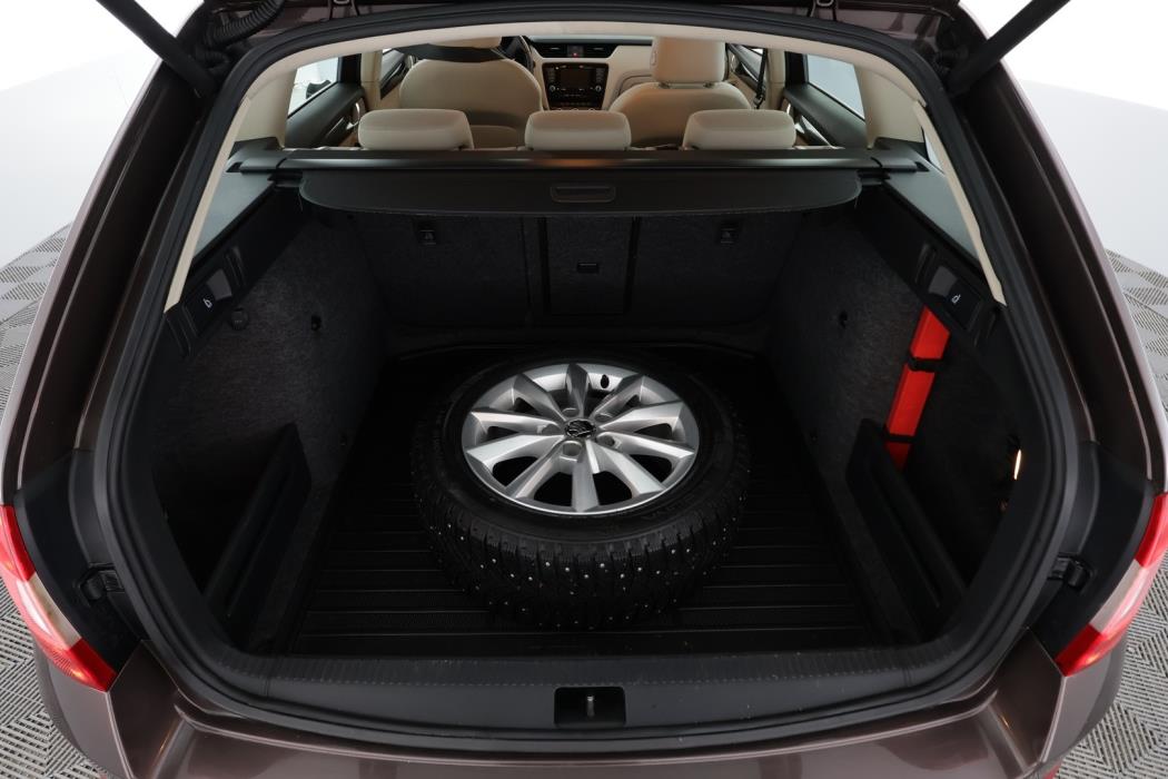 SKODA Octavia 2015