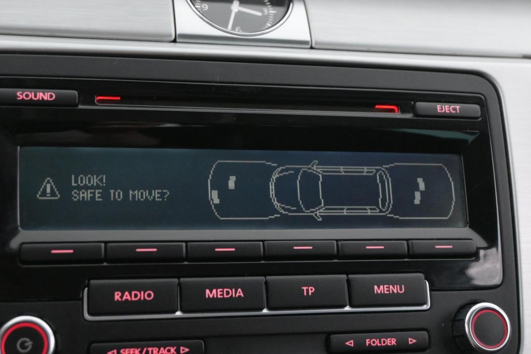 VOLKSWAGEN Passat 2012