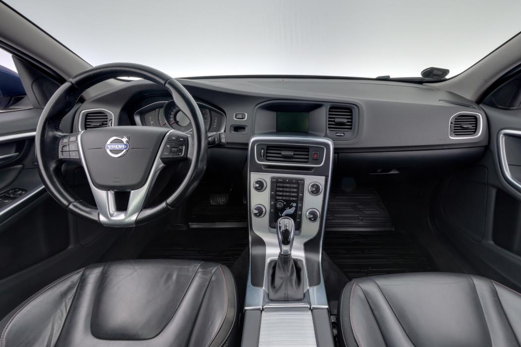 VOLVO V60 2014