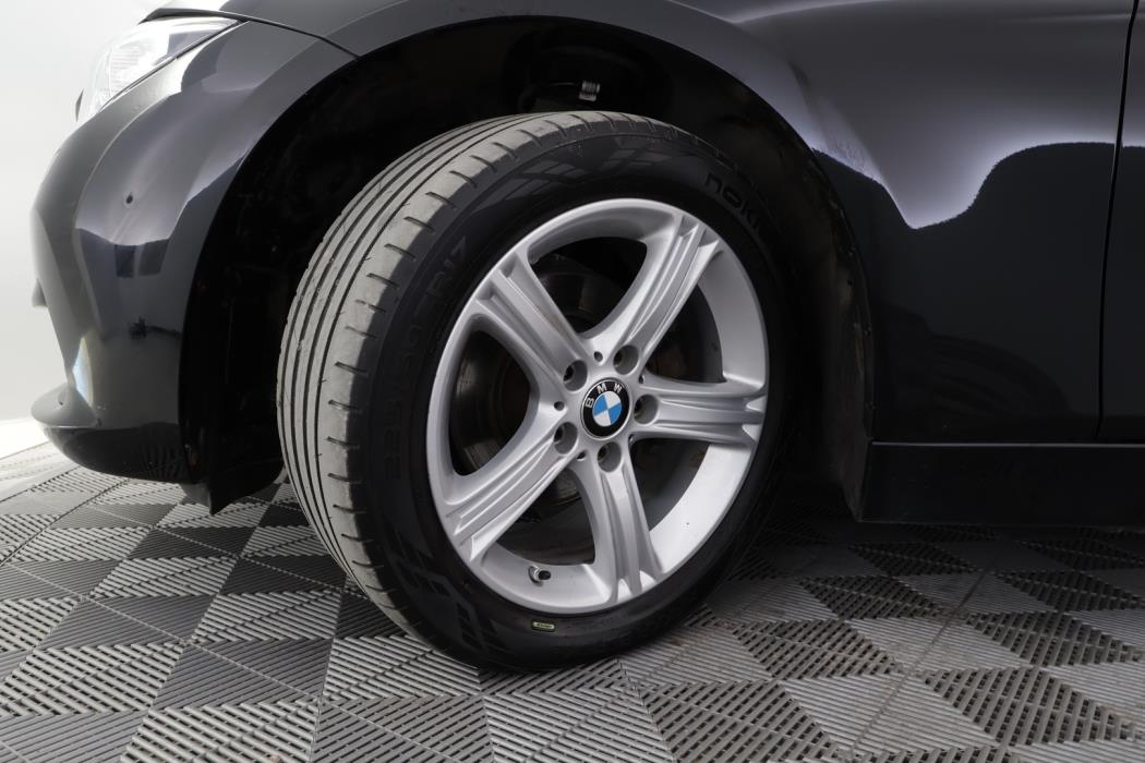 BMW 318 2017