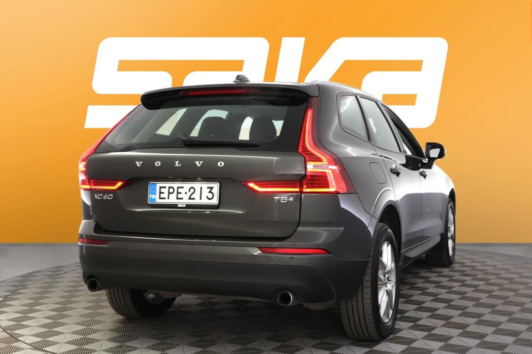 VOLVO XC60 2018