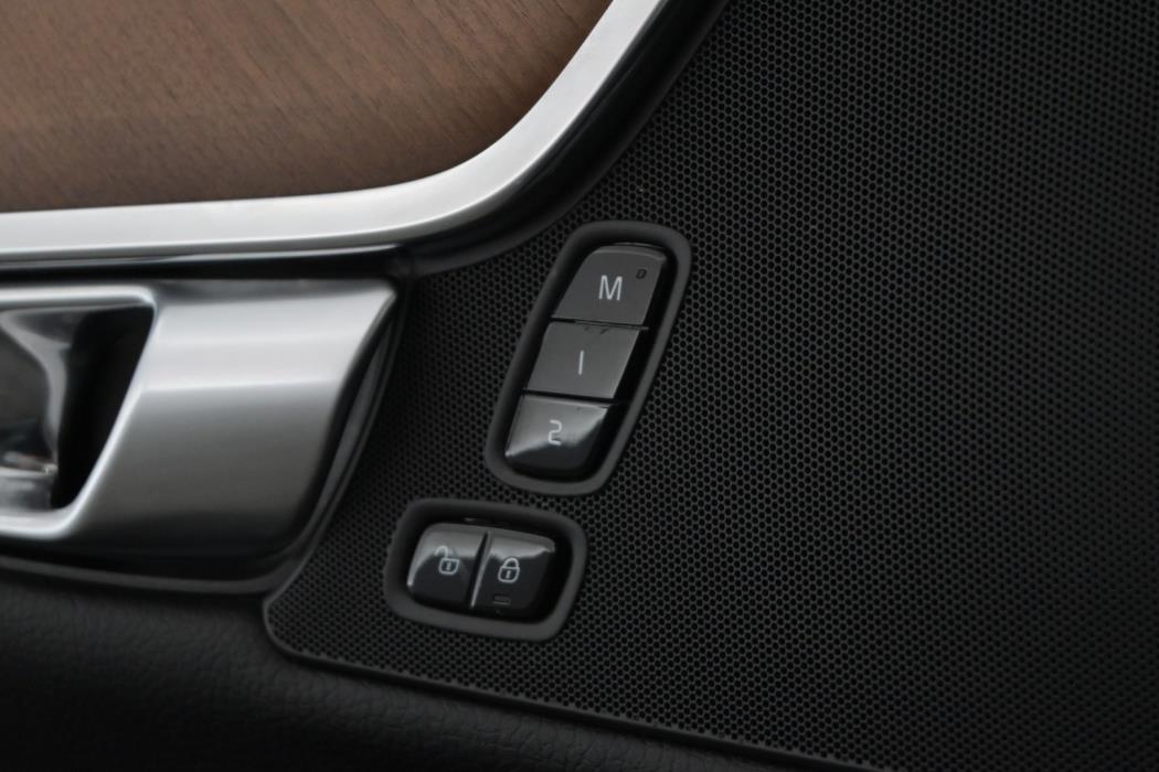 VOLVO V90 2019
