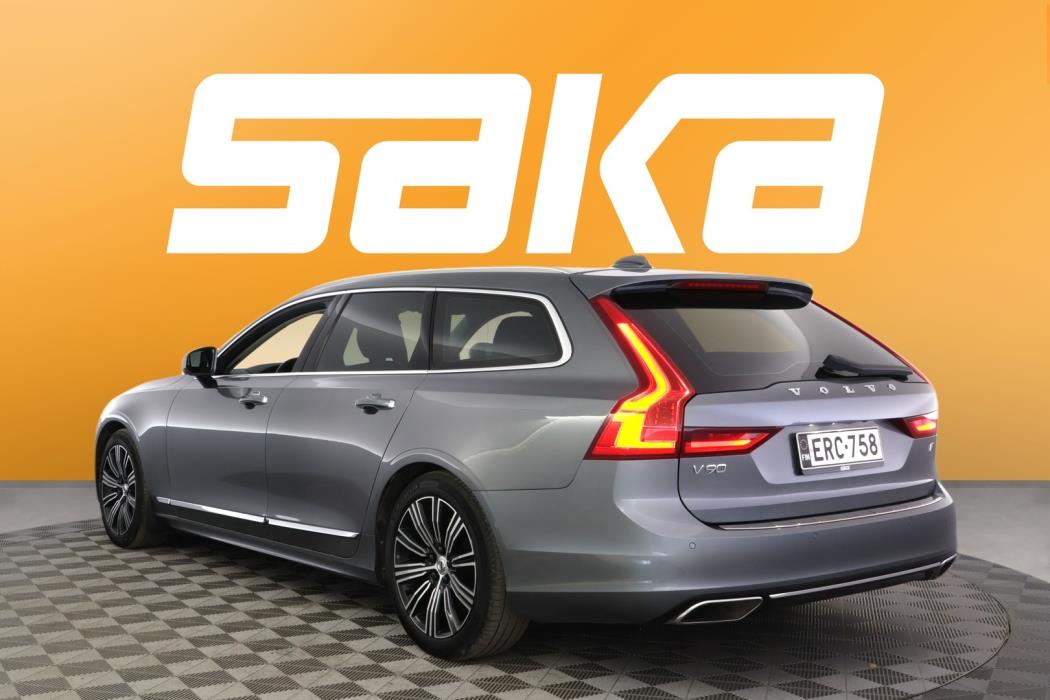 VOLVO V90 2019