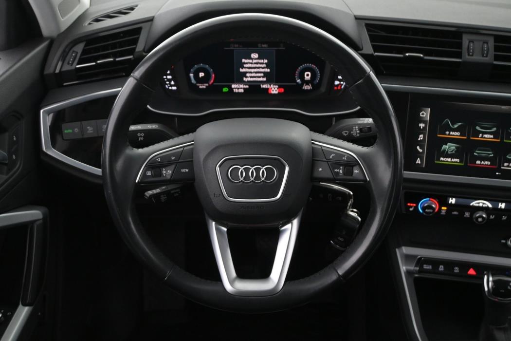 AUDI Q3 2019