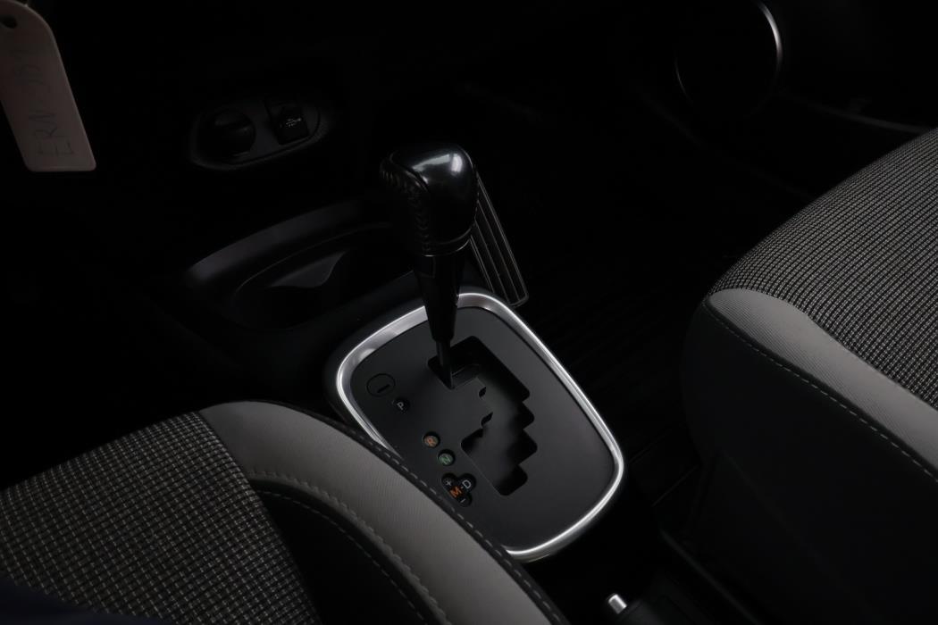 TOYOTA Yaris 2019