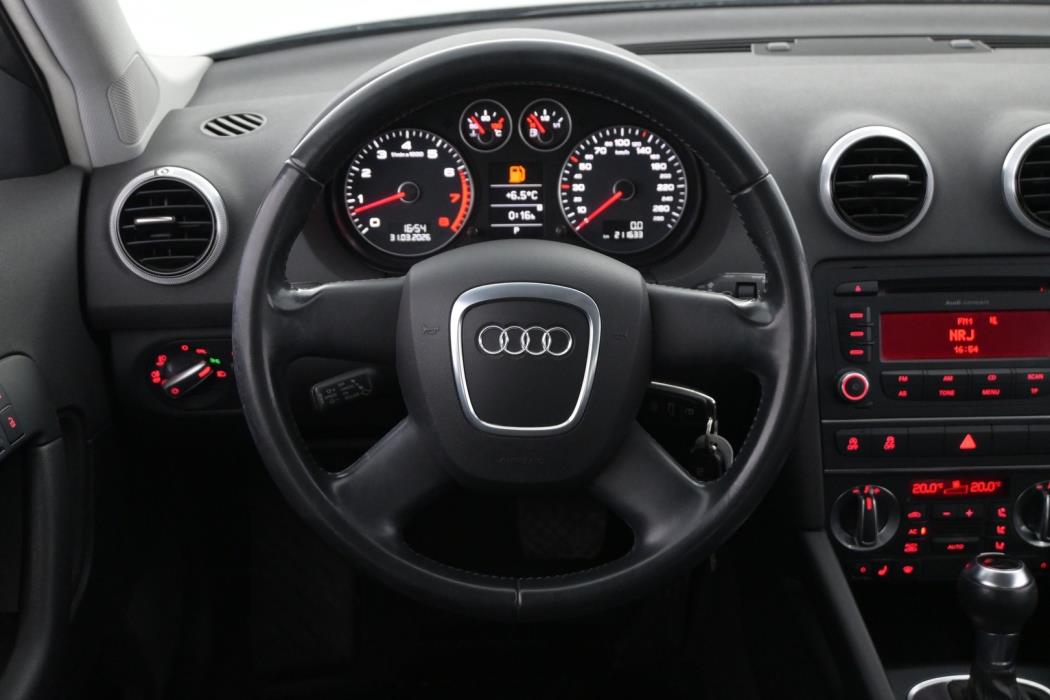 AUDI A3 2011