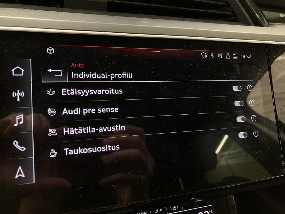 AUDI e-tron 2021