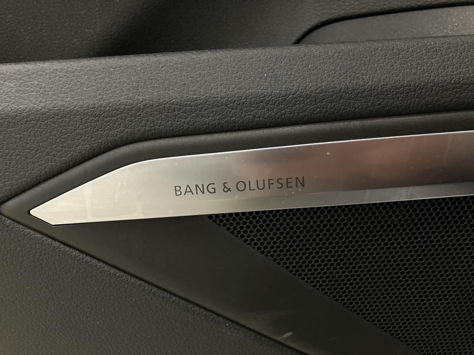 AUDI e-tron 2021
