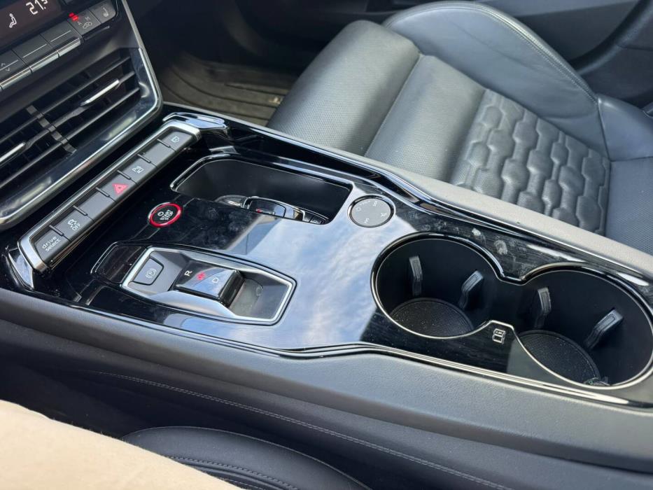 AUDI E-TRON GT RS 2022