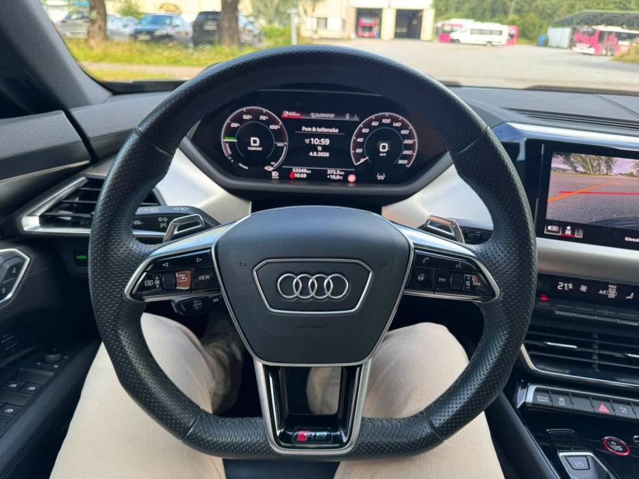 AUDI E-TRON GT RS 2022