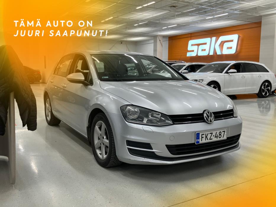 VOLKSWAGEN Golf 2013