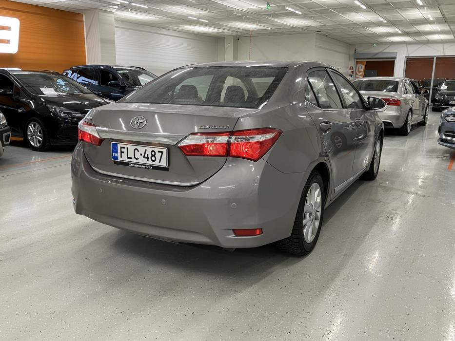 TOYOTA Corolla 2014
