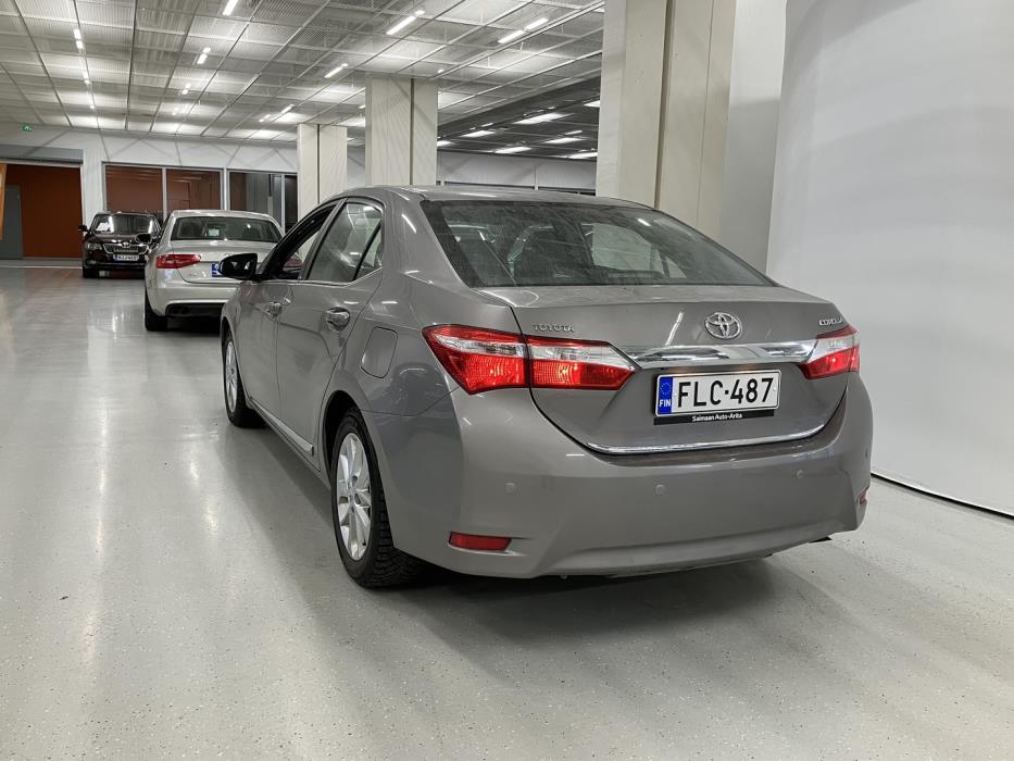 TOYOTA Corolla 2014